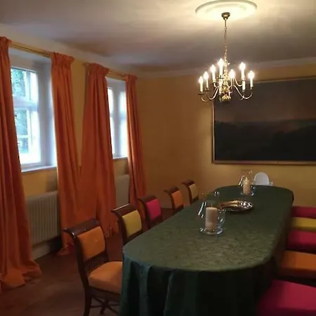 Ferienunterkunfte Auf Gut Guldenstein بيت للعطل *